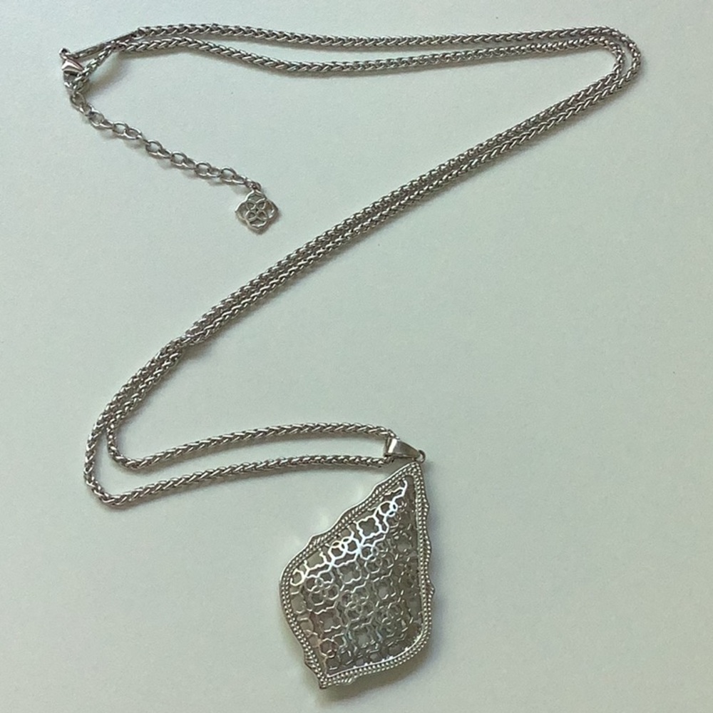 Kendra Scott Aiden Silver tone pendant necklace
